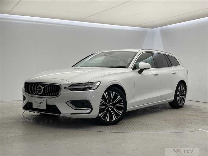 2022 Volvo V60
