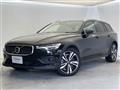2022 Volvo V60