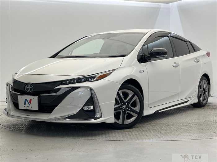 2020 Toyota Prius PHV