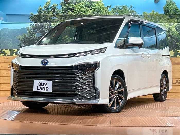 2023 Toyota Voxy