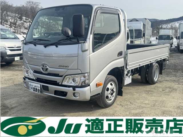 2025 Toyota Dyna Truck