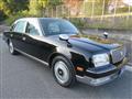 2000 Toyota Century