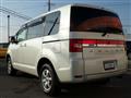 2011 Mitsubishi Delica D5