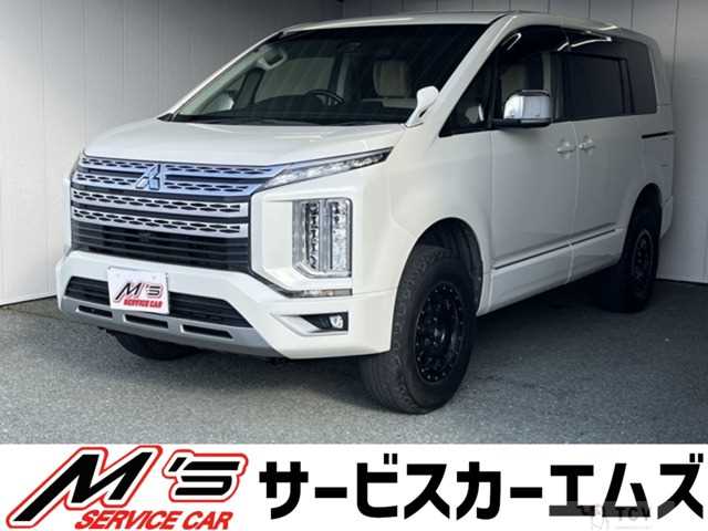 2019 Mitsubishi Delica D5