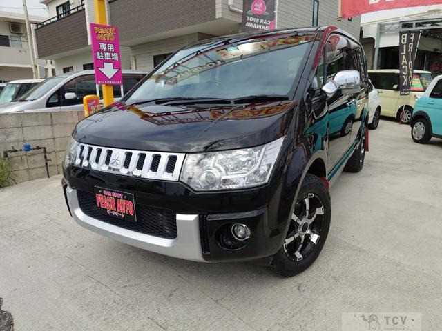 2016 Mitsubishi Delica D5