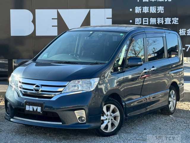 2011 Nissan Serena