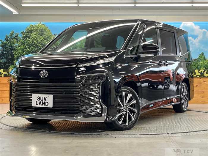 2022 Toyota Voxy