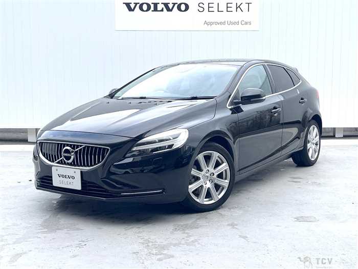 2017 Volvo V40