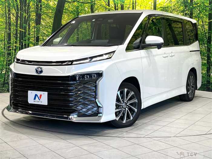 2023 Toyota Voxy