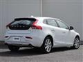 2017 Volvo V40