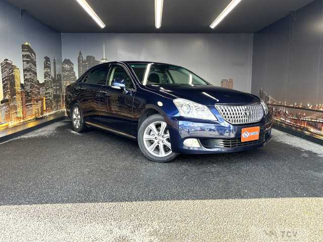 2012 Toyota Crown Majesta