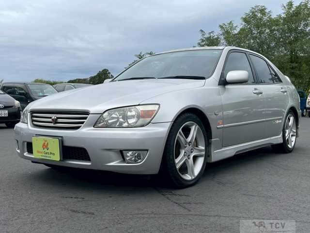 1999 Toyota Altezza