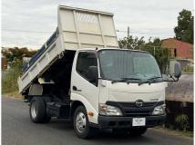 2014 Hino Dutro