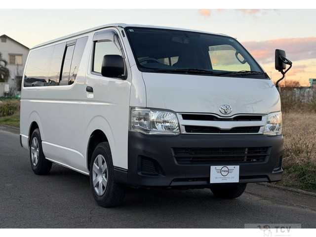 2013 Toyota Hiace Van