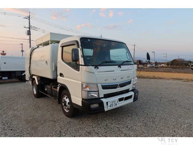 2020 Mitsubishi Canter