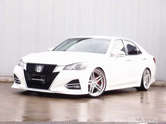 2016 Toyota Crown Athlete Series