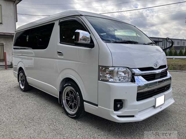 2024 Toyota Hiace Wagon