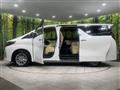 2022 Toyota Alphard Hybrid