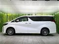 2023 Toyota Alphard Hybrid