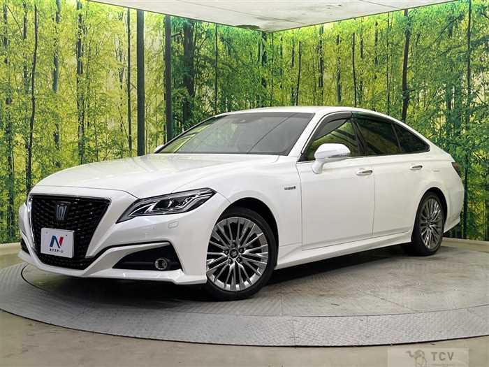 2018 Toyota Crown Hybrid