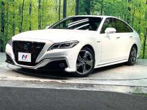 2018 Toyota Crown Hybrid