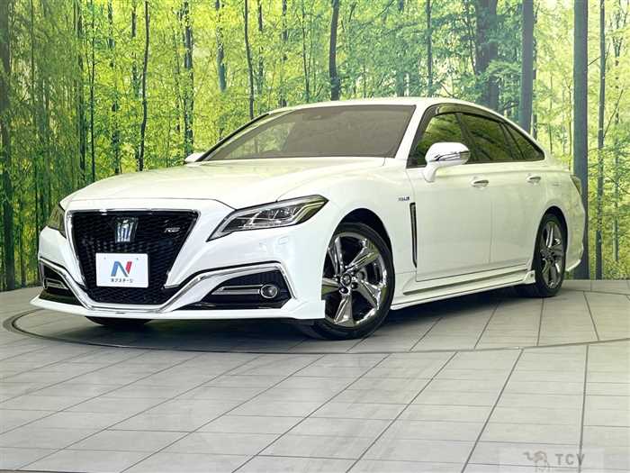 2019 Toyota Crown Hybrid