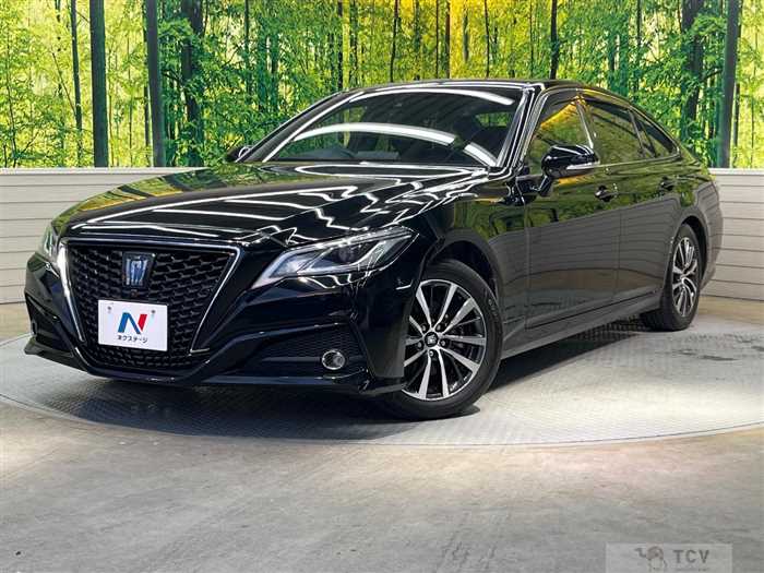 2020 Toyota Crown Hybrid