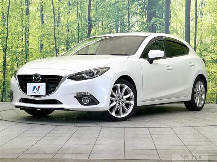 2015 Mazda Axela Sport