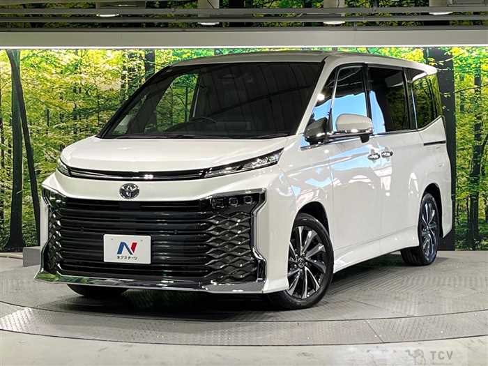 2022 Toyota Voxy
