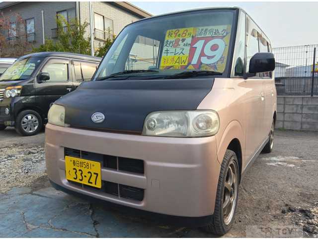 2004 Daihatsu Tanto