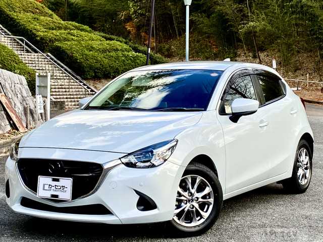 2018 Mazda Demio