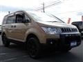 2013 Mitsubishi Delica D5