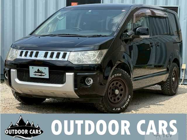 2011 Mitsubishi Delica D5