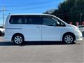 2009 Nissan Serena