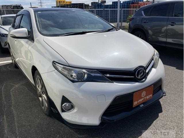 2012 Toyota Auris