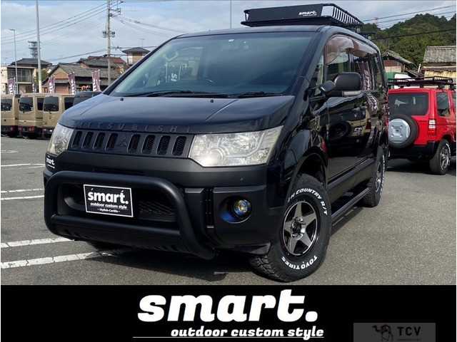 2008 Mitsubishi Delica D5