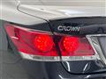 2013 Toyota Crown Hybrid