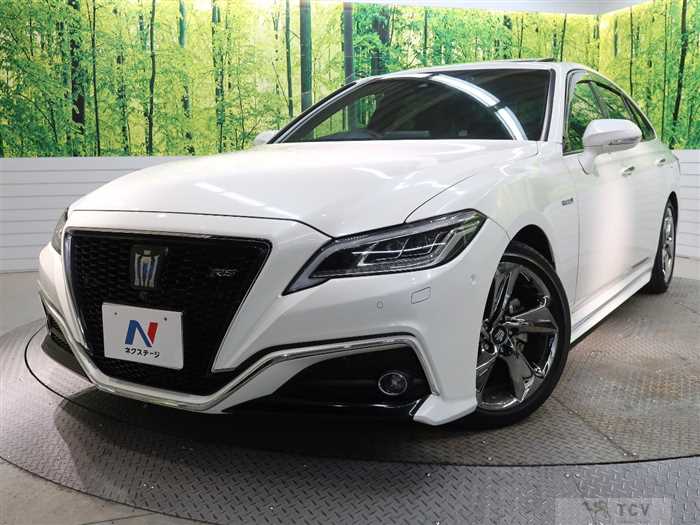 2018 Toyota Crown Hybrid