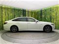2019 Toyota Crown Hybrid
