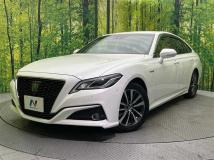 2019 Toyota Crown Hybrid