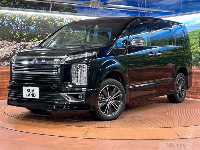 2019 Mitsubishi Delica D5