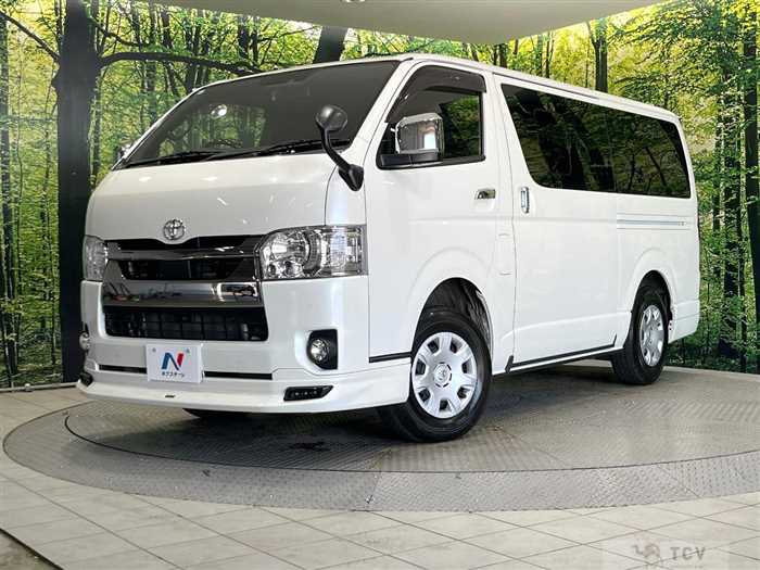 2022 Toyota Hiace Van