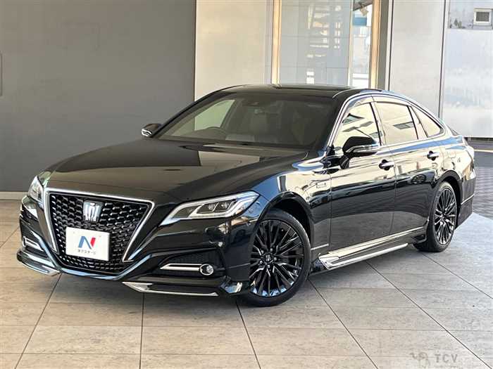 2019 Toyota Crown Hybrid