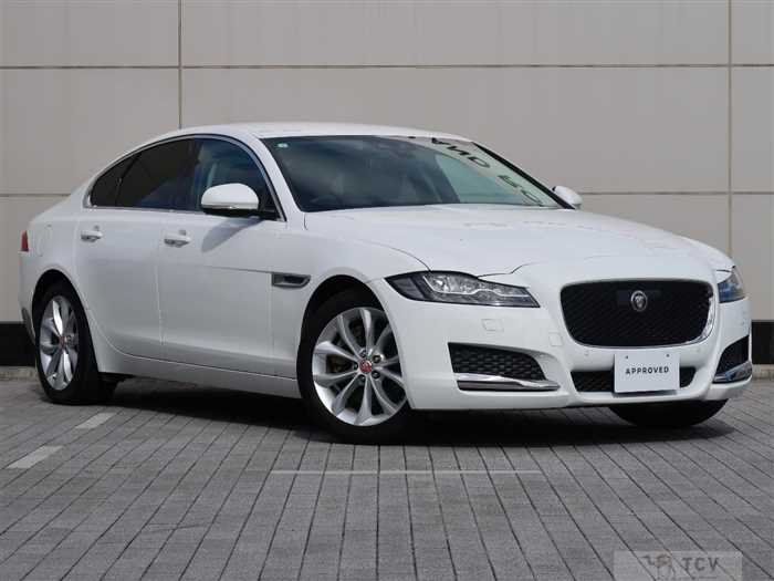 2017 Jaguar XF