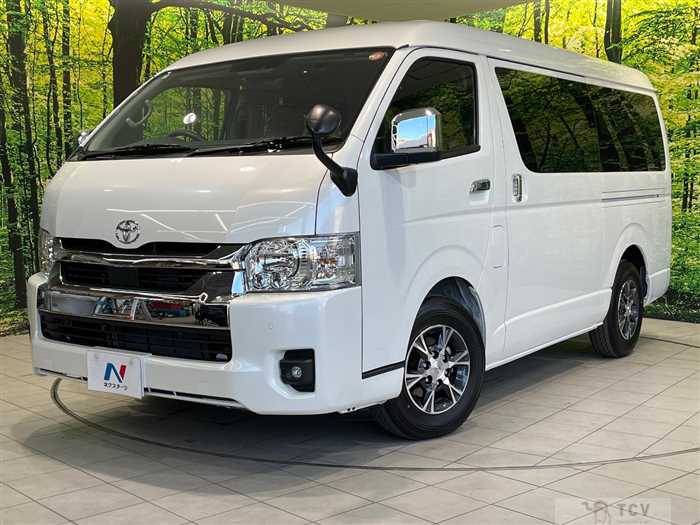 2025 Toyota Hiace Wagon