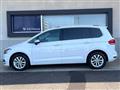 2017 Volkswagen Golf Touran
