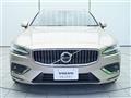 2022 Volvo V60