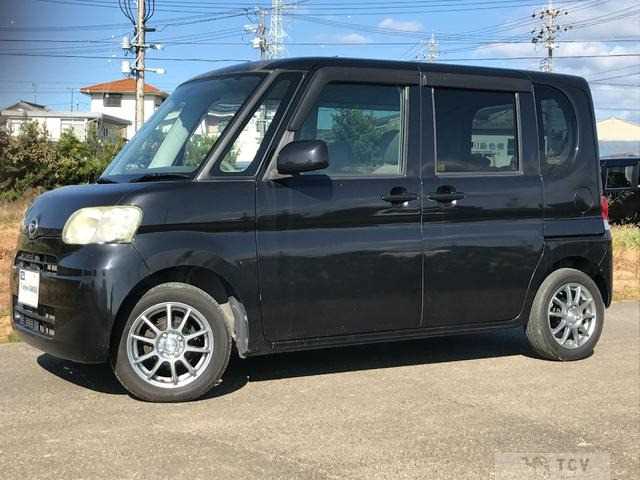 2011 Daihatsu Tanto
