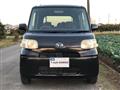 2011 Daihatsu Tanto
