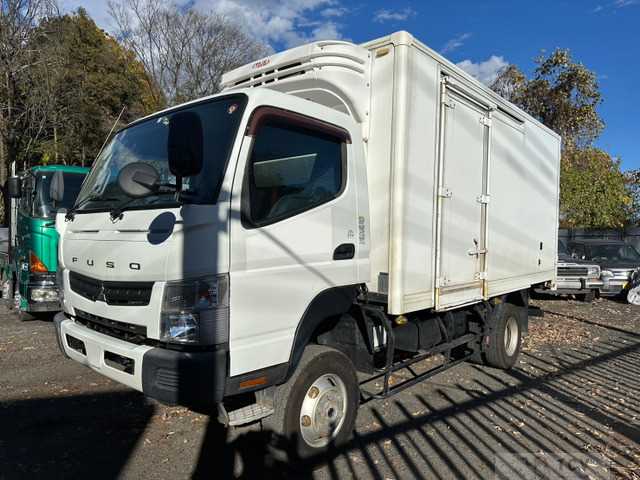 2014 Mitsubishi Canter
